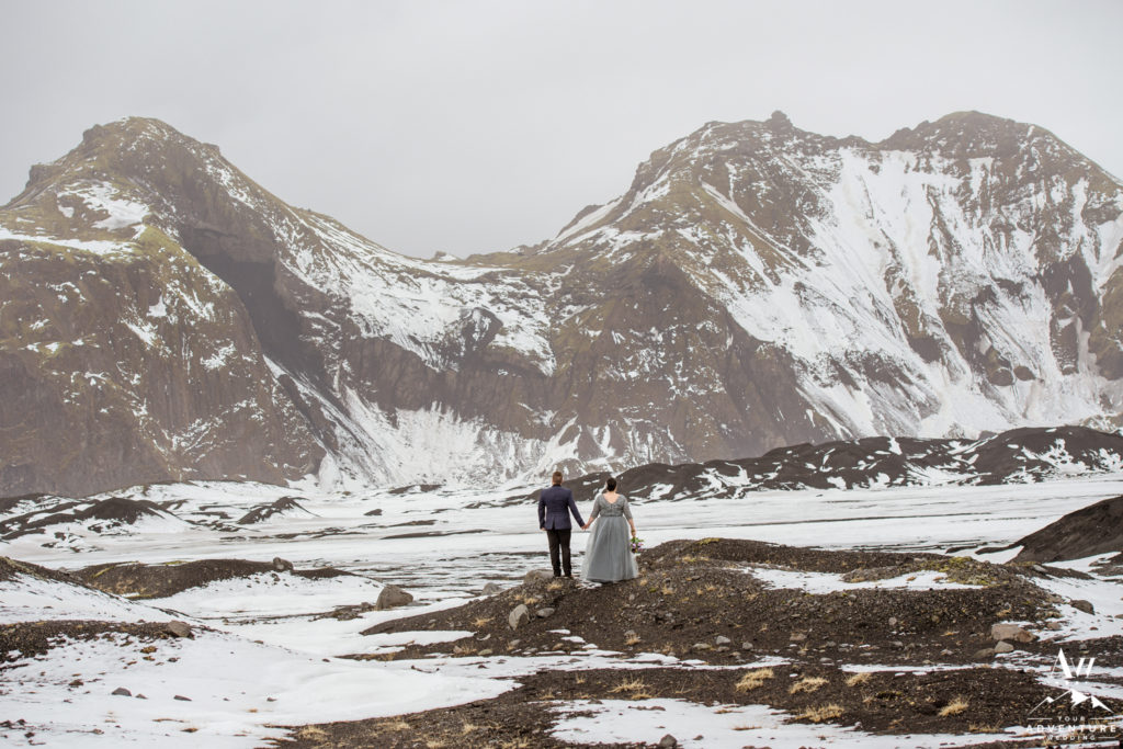 Snowy Winter Elopement in Iceland Photos