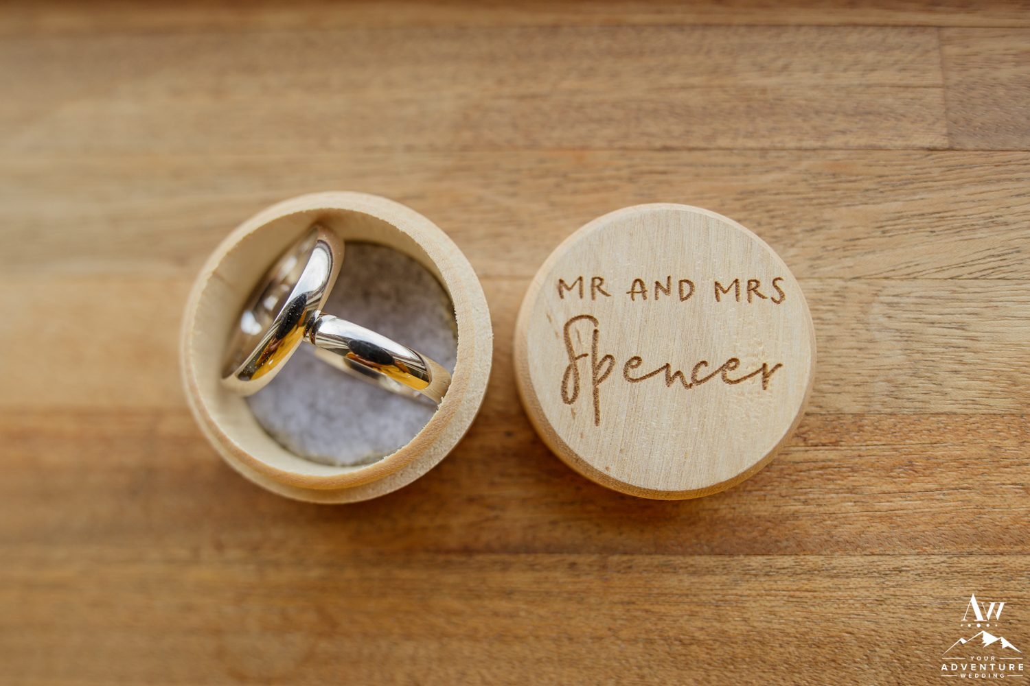 Iceland Wedding Rings Mr and Mrs Wooden Box