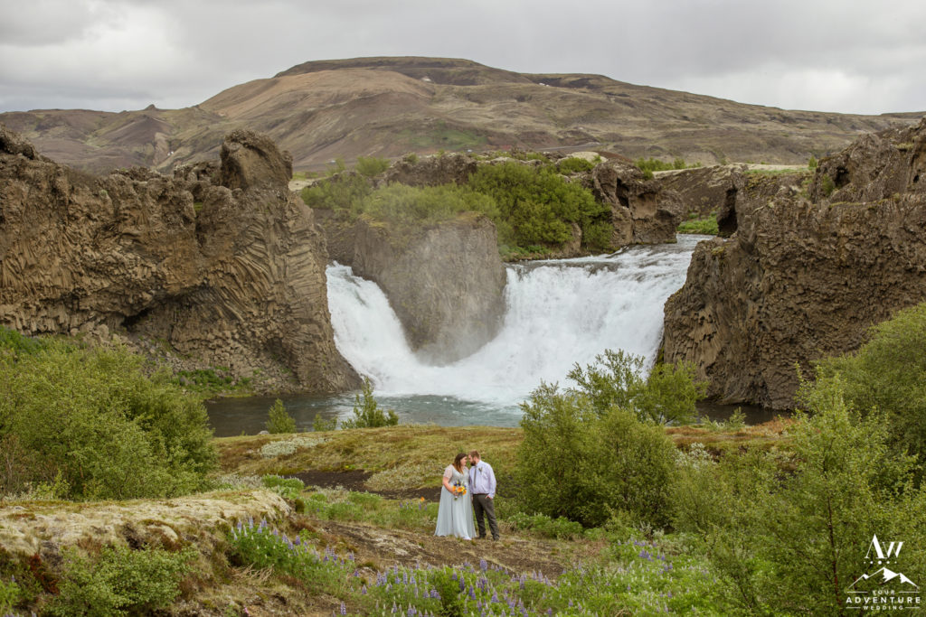 Summer Wedding at the Unity Waterfall