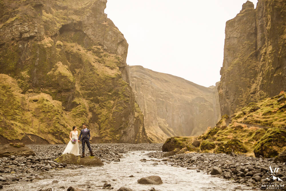 Stakkholtsgjá Hiking Couple in Iceland