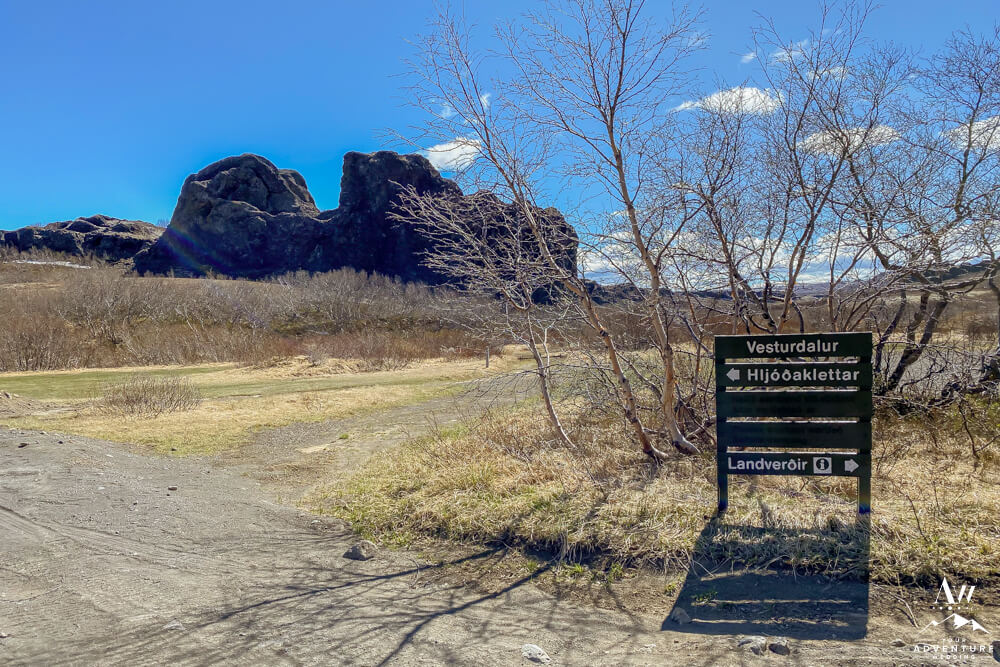 Entrance Point of Hljóðaklettar