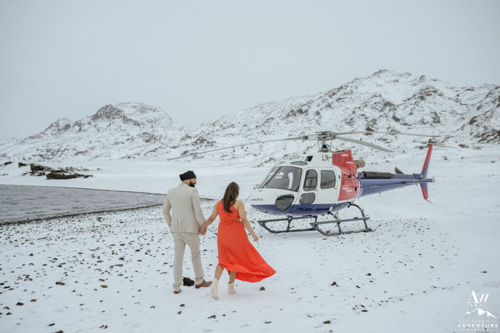 Iceland heli proposal with luxury picnic