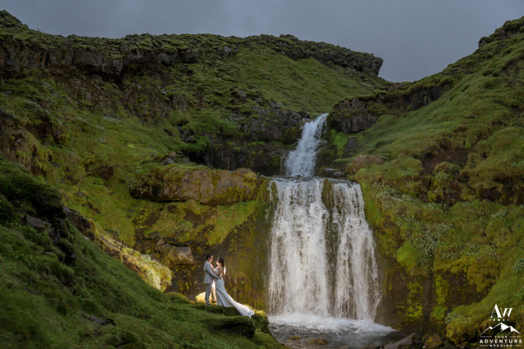 Iceland nighttime wedding photos