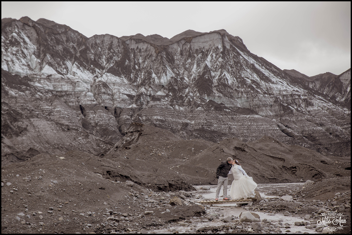 iceland-glacier-wedding-1