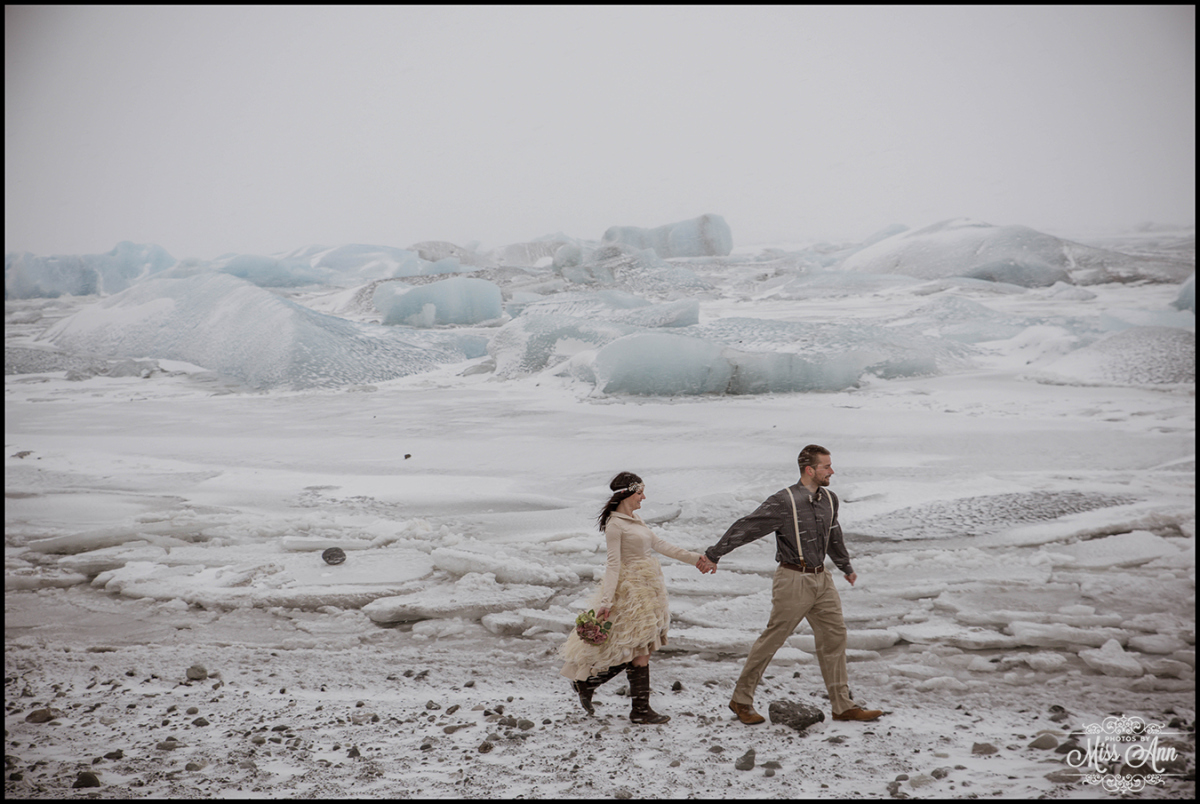 iceland-jokulsarlon-glacier-lagoon-wedding-photos