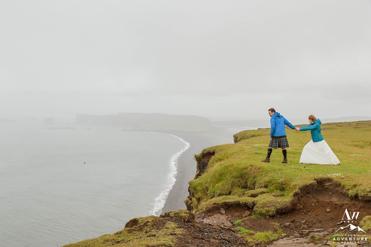 Iceland Wedding Planner and Photographer